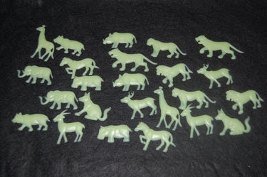 24 Piece Glow in the Dark Safari Animals Wall Ceiling Decor